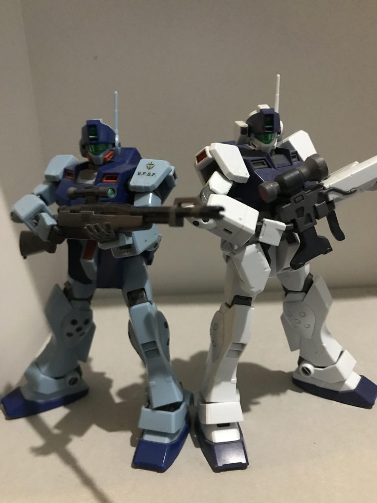 ジムスナイパー2
ジムスナイパー2wd
ジムスナイパー2発売やったー!で当日に買って作りました
可動範囲に絶望した記憶があります
初プレバンで買ったホワイトディンゴ仕様は見た目の格好良さで満足し、シールド、マーキングシールを作る前に力尽きた記憶があります