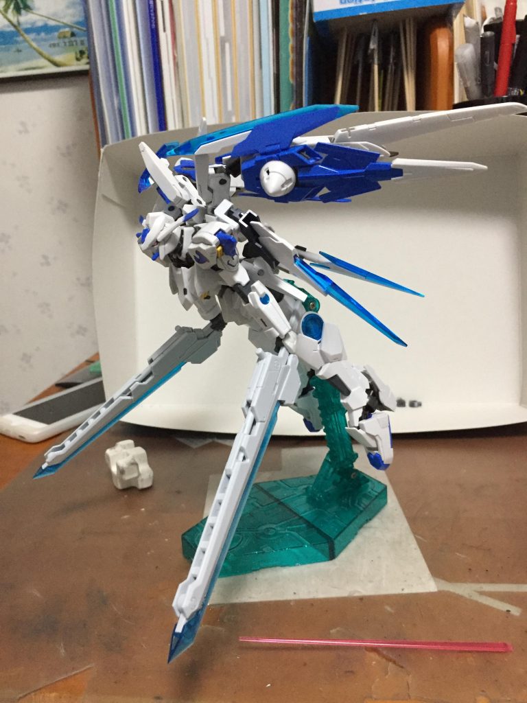 ガンダムバエルヴァルナ–3枚目/制作者：モビルバッテリー