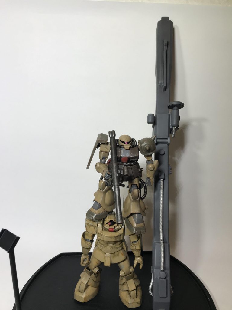 1/144が3体分の大きさがあります。