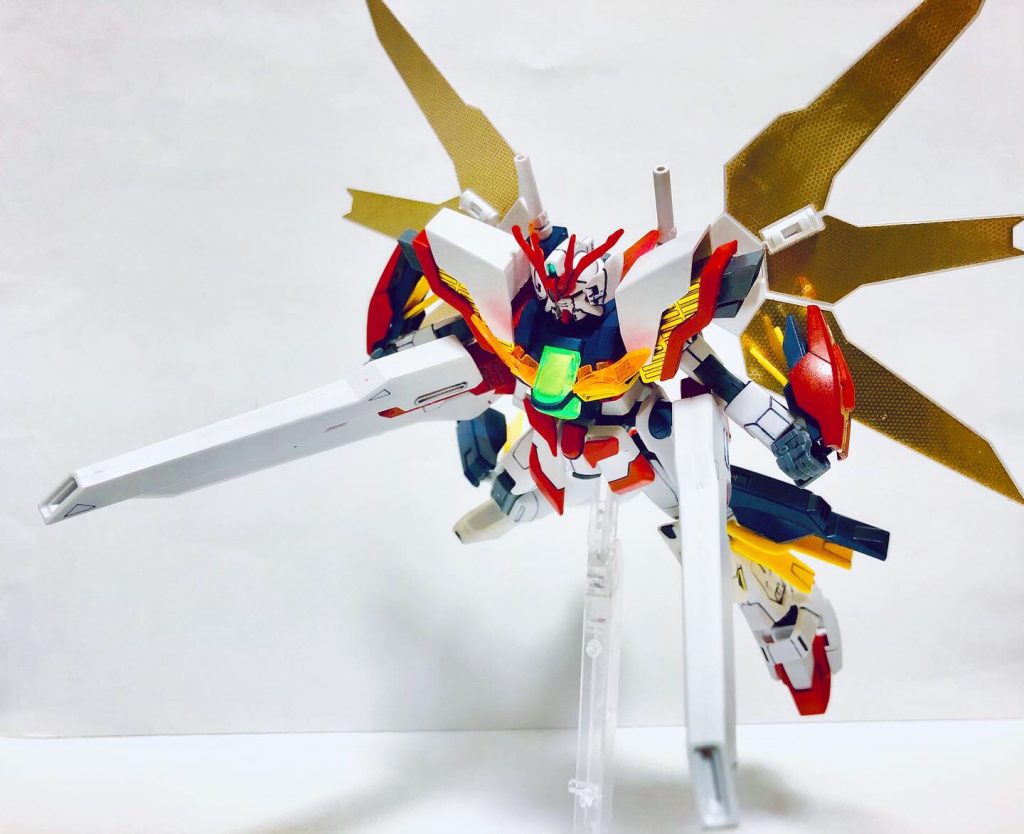 「マルチサテライトウェポン・ヴェスバーモード」
バックパック下部のコネクタにMSWを接続、省エネモードとする事で連射式ヴェスバーとして使用可能。3モードで1番効率が良い。