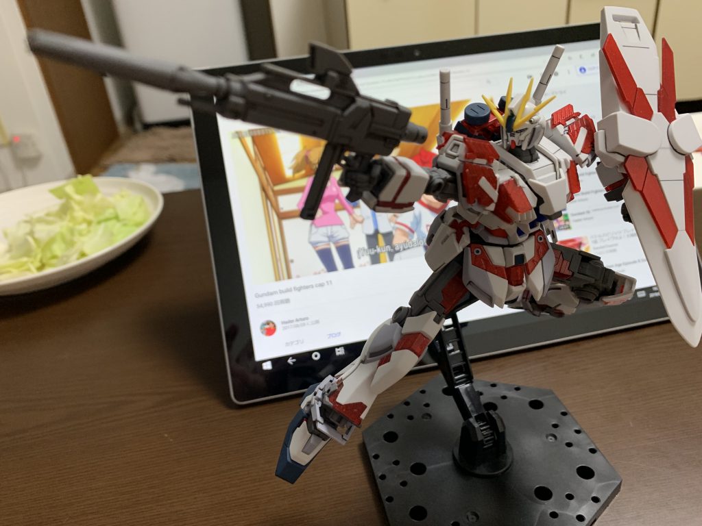 ナラティブガンダム–2枚目/制作者：H-F