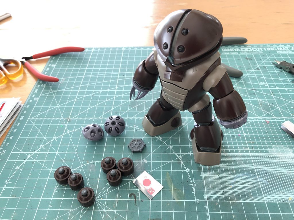 HGアッガイ–4枚目/制作者：デコポン