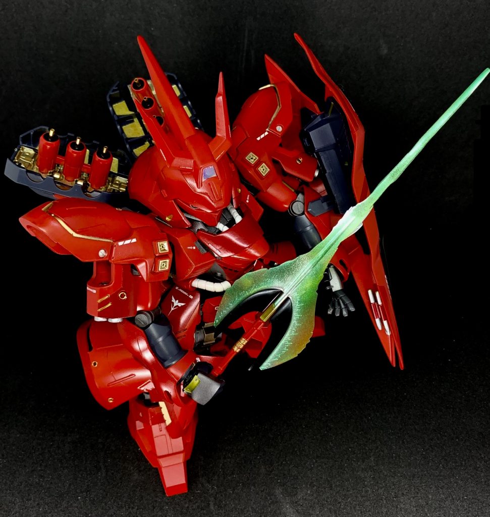 ファンネルの先端に金属パイプを取り付けました。