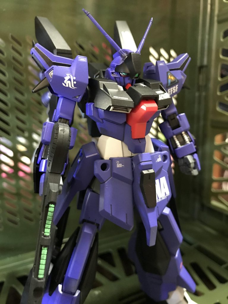 今回もライトニングガンダム をベースにちょい足しでやってます👍
トリスタンの頭をリガズィ要素足してやってみました。