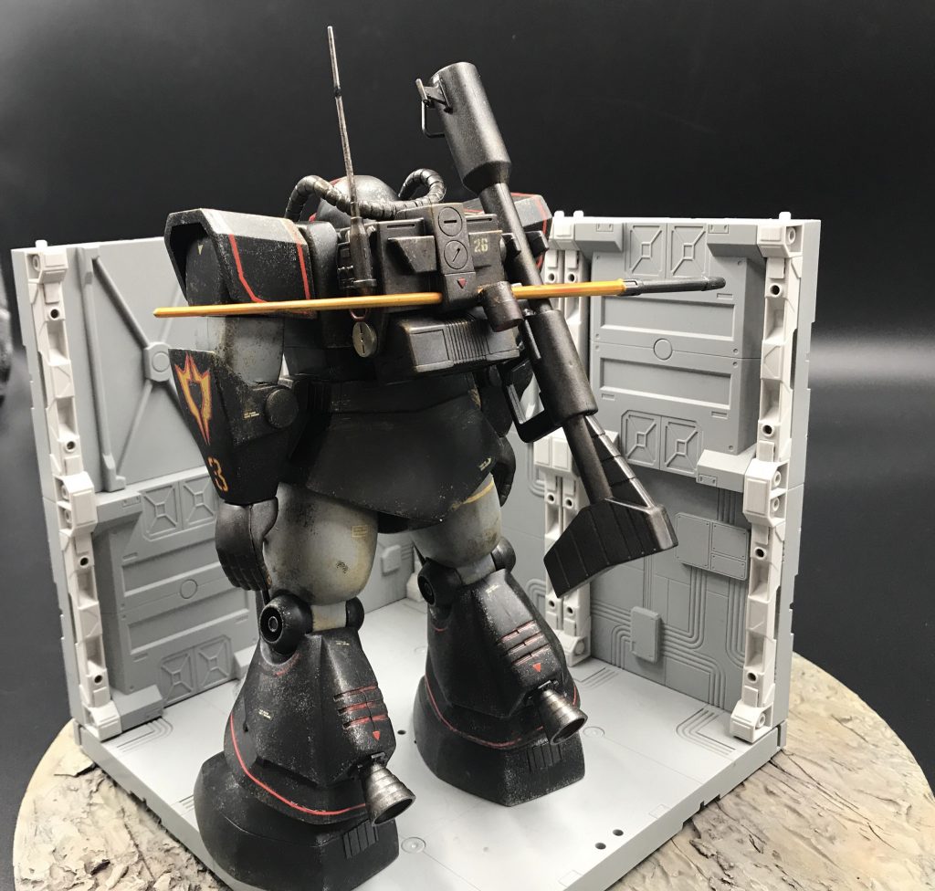 背面
