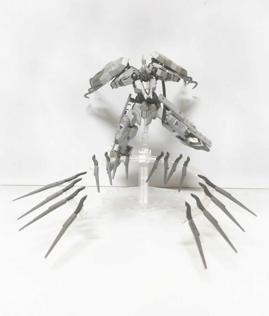 アピールショット3
短刀投擲