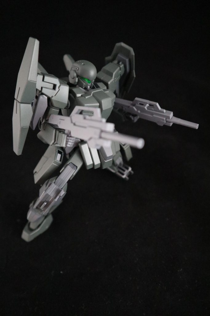 切り込み隊長「オラオラー‼︎死にたくなかったらどきやがれぇ‼︎」
サブマシンガン大好き。