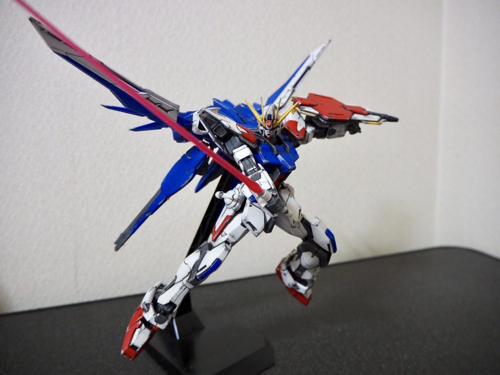 無塗装のビルドストライク–9枚目/制作者：ヤマクロス