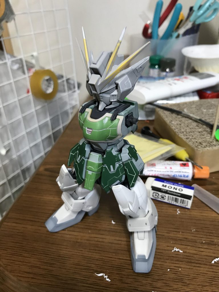 全身にスジボリを入れる。デザインについては迷いに迷ってフォロワーさん達に助けて貰いました。