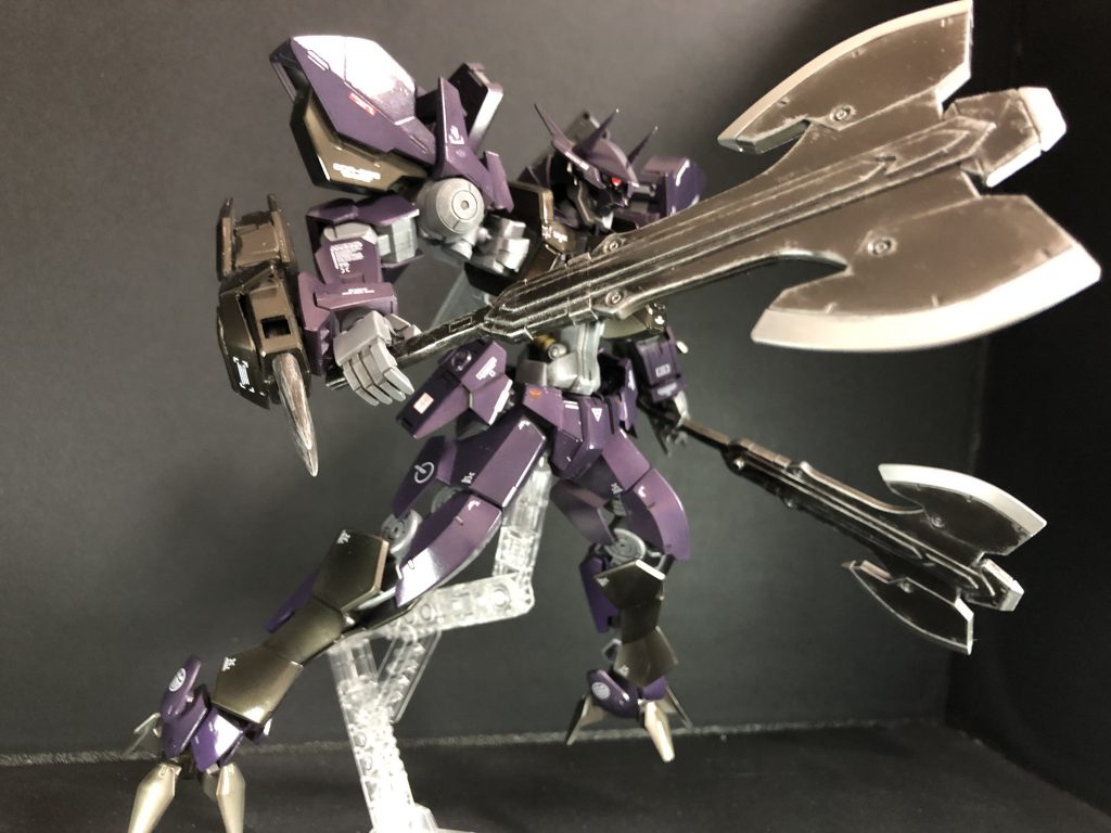 グレイズアインと言えばアックス！
勿論改造して強調してます
以下脳内設定 詳細↓
無属性、榴弾瓶仕様
増弾 砲術スキル盛り盛り！！
「喰らえぇ〜超高出力属性解放斬り〜！」
祝㊗️ モンスターハンターワールド
                 アイスボーン９月配信‼️