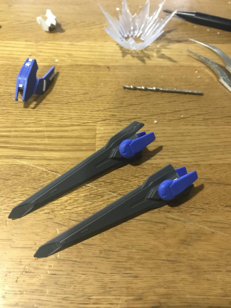 ファッファッファッ！ファンネル！！
ジャンクで購入したアヴァランチェンエクシアから流用