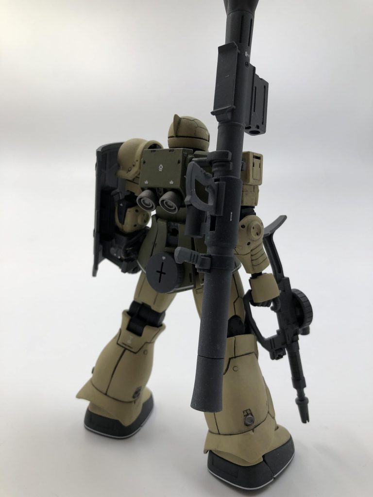 旧ザクうしろ。