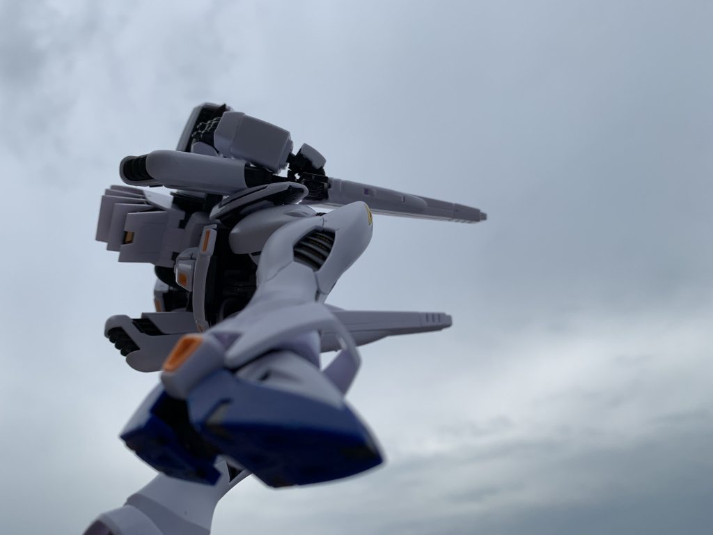 見上げアングル