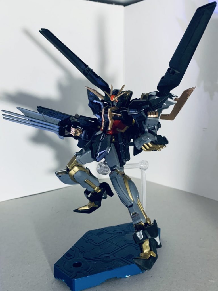 ミラージュコロイド発動‼︎
たまたまノワールのストライカーの可動域が天ミナと被っていたので天ミナのポーズもしっかりと取れます