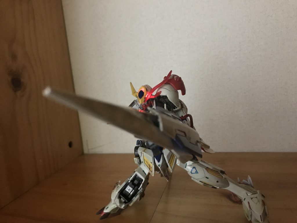 実は目が光ります!笑
右のエフェクトつけ忘れてますがお許しを…