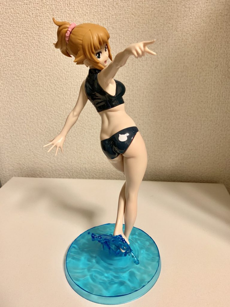 塗装は肌部分のみをキャラクターフレッシュで塗装。残りはそのまま塗装せずに組みました。