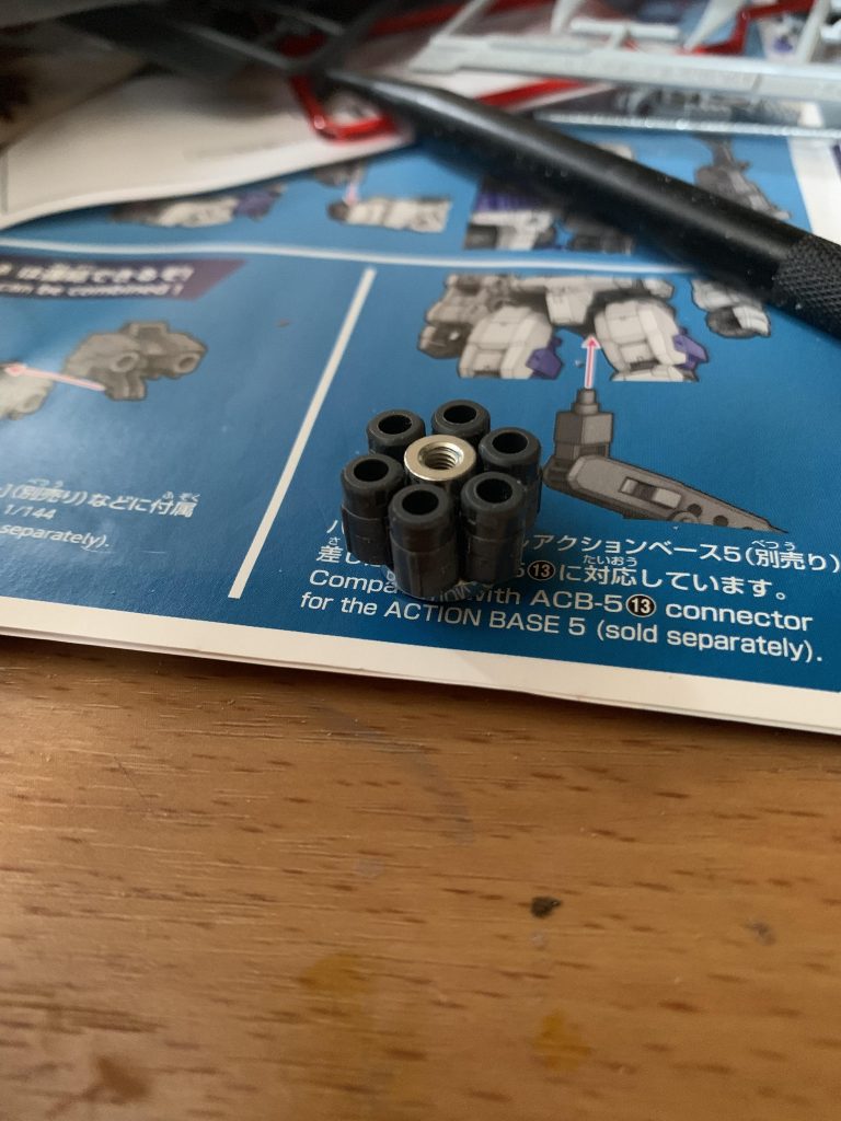 ピックはフォロワーさんのアドバイスを元に作成(この画像はついてないですが)。こちらもあくまで「伸びてきそう」な感じにしました。