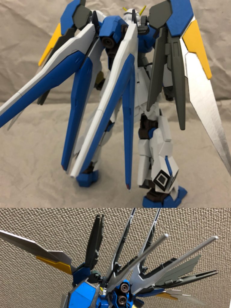 うしろ。
バックパックのスラスターは取り外し、フェニーチェリナーシタのウイングとストフリの羽の一部を取り付けました。
ドラグーンの基部も塗装してあります。