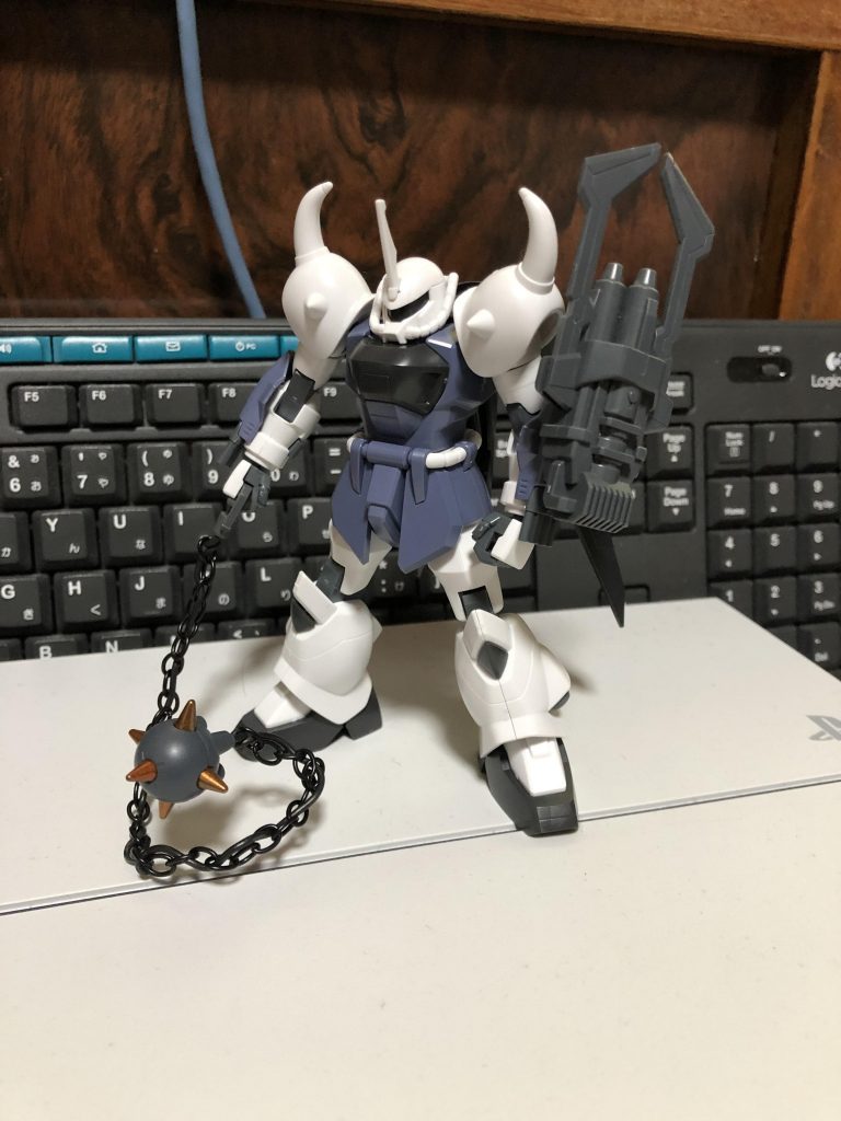 もともとはSEEDMSVの中から、グフクラッシャー・プロヴィデンスザク・オオツキガタのどれかを作ろうと思い、イザークグフがあったのでグフクラッシャーを製作することとなりました。