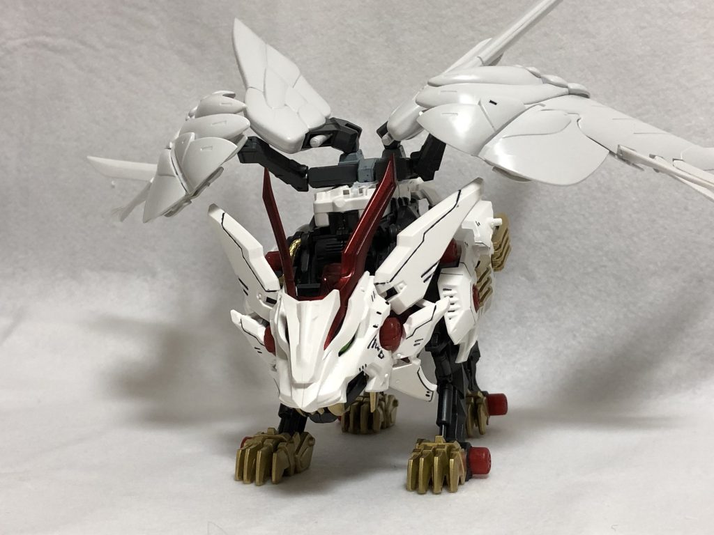 子ども向け玩具ですが、よく出来ててカッコいいです。