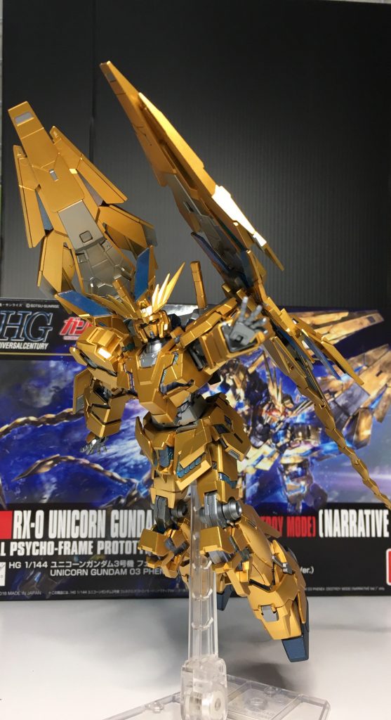 塗装ハゲが怖いので控えめのポーズ。