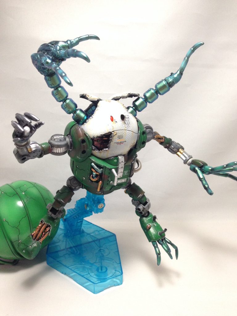 ・たくさんの犠牲を払いながらもdango沈黙。生き残った隊員は、仲間の亡骸を弔うために近づく•••••••••次の瞬間!?
・dangoはまだ生きていた!?
正確に言うと、仲間の遺体に乗り移り、この時を待っていたのだ!!
・更に太く恐ろしい触手を振り回して残りの部隊を薙ぎ払う!!戦慄の最終形態である!!!!
・絶体絶命のピンチ!!満身創痍の中、君は生き延びることができるか!?