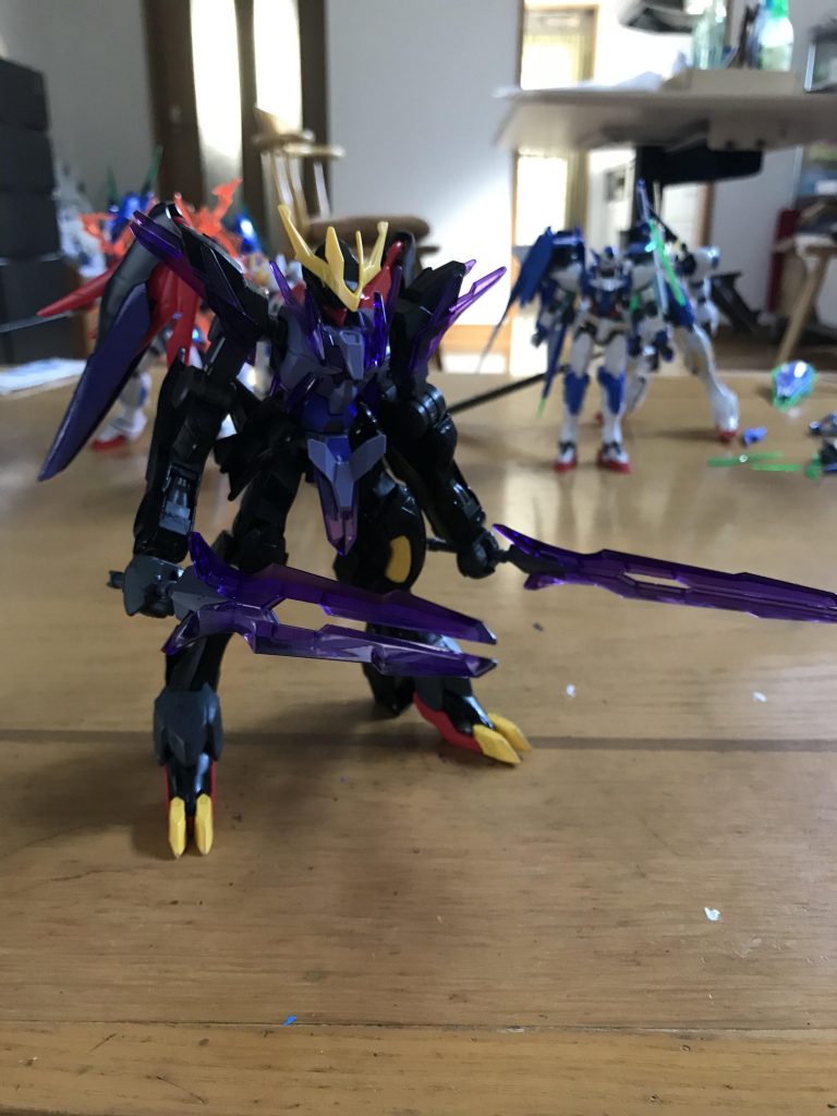 バルバトス・イービルの武器1
イービル・キルソード
収容するのはバルバトスルプスレクスの腕にあるジョイントにて収容している。