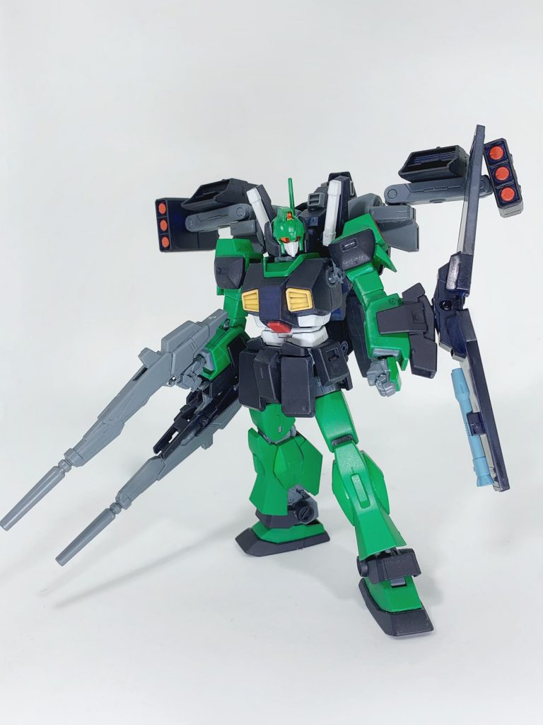 支援機「Nディフェンサー」と合体可能。