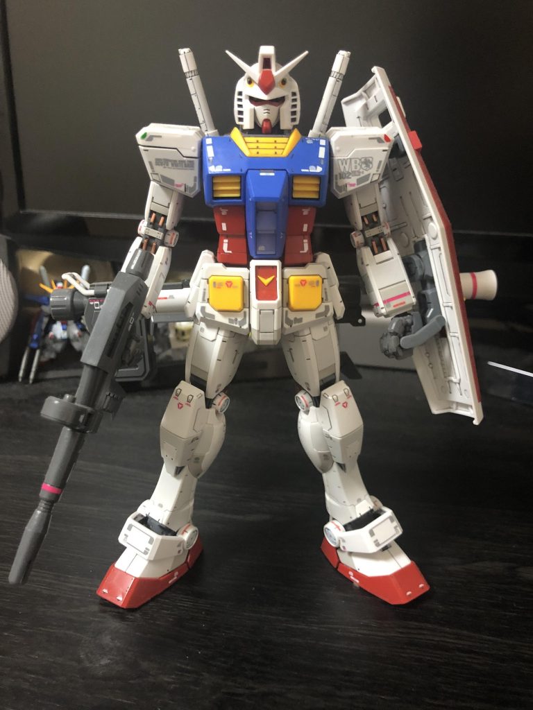 部分塗装とデカール、半光沢トップコートで仕上げてます。