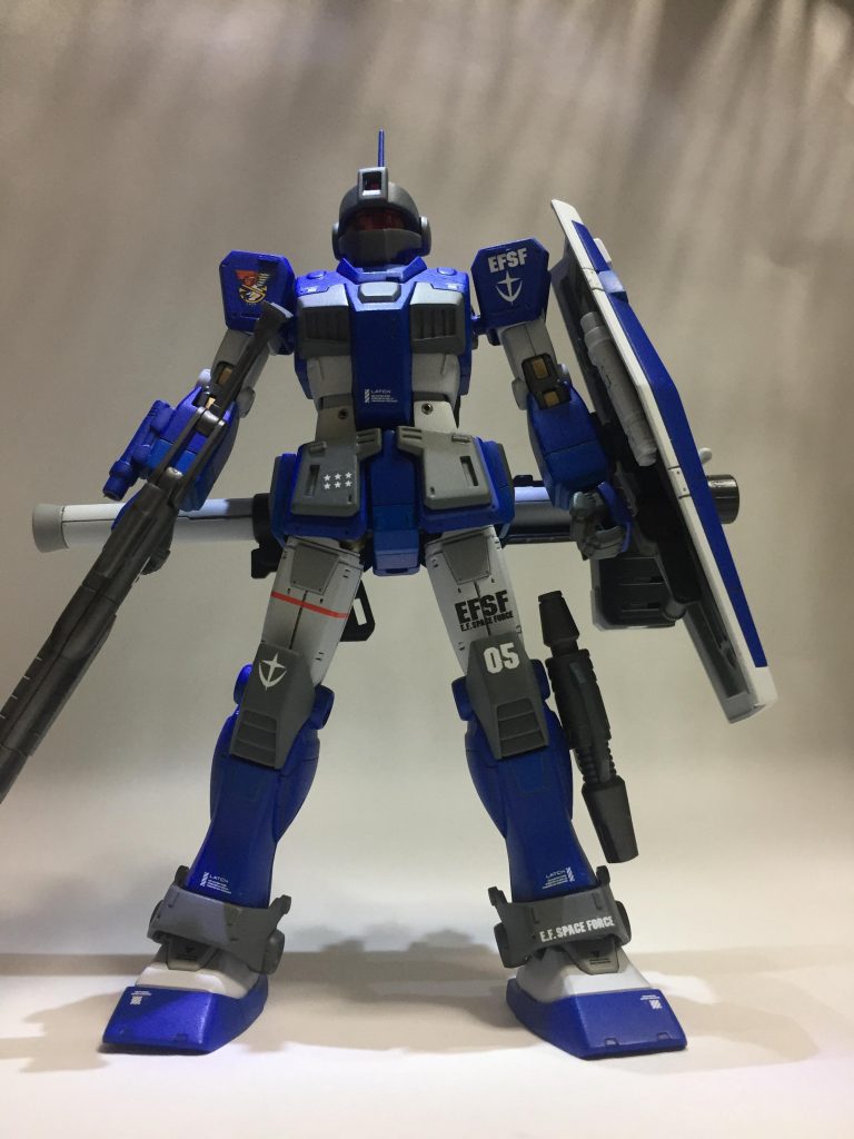 シールドとハイパーバズーカーはRGのガンダムから