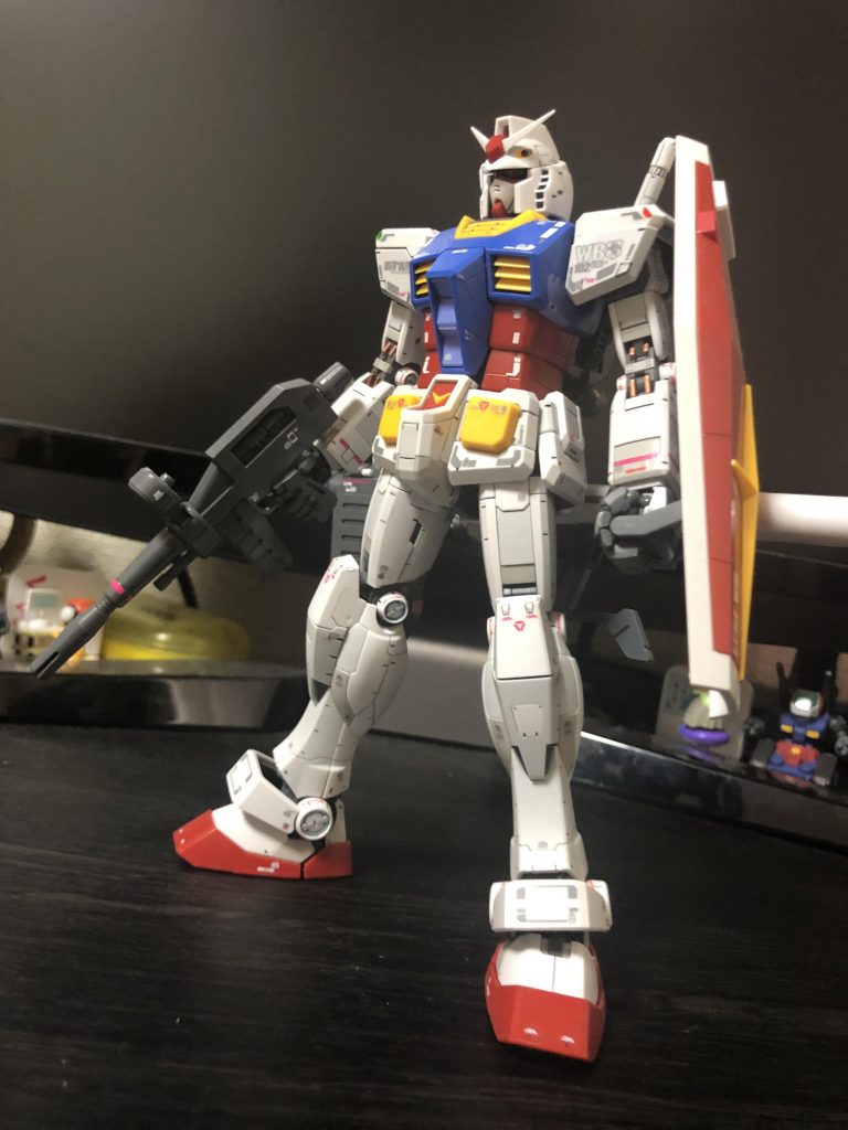 Ver.3.0 拡張セットに付属していた水転写デカールを使用しましたが、全身に細かいのを貼る作業が大変でした。特にマグネットコーティング部分は何度も浮き上がってきて^^;