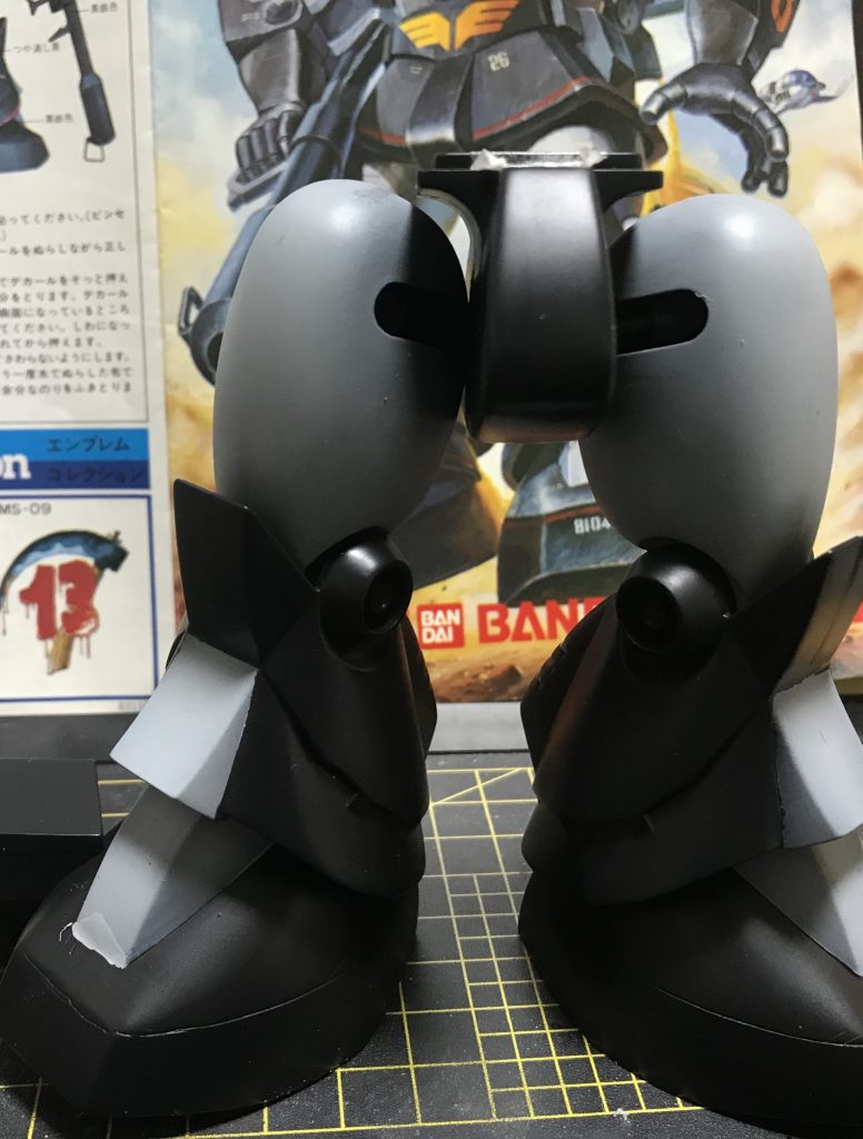 正面から見るとこんな感じになります。