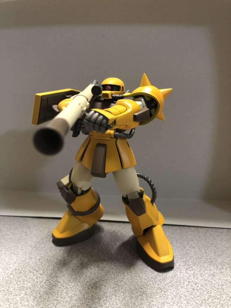 バズーカ構えて