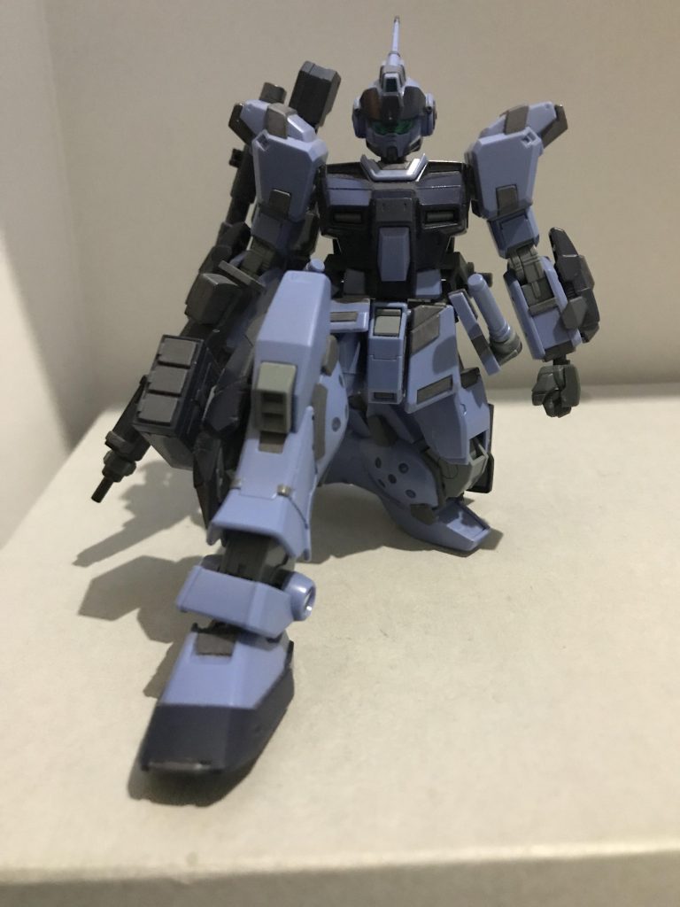 ペイルライダー
宇宙用も買っていますが作っておらず積まれています
シールの多さにびっくりしたと同時に「好き勝手に塗ってやらぁ!」と部分塗装した機体
手首は一時ジム系に入っていた連邦軍汎用ハンドを使っています
最近の連邦系MSのハンドの手抜きが悲しい…(ジ・オリジン系特に)
ジオン系MSが羨ましい…