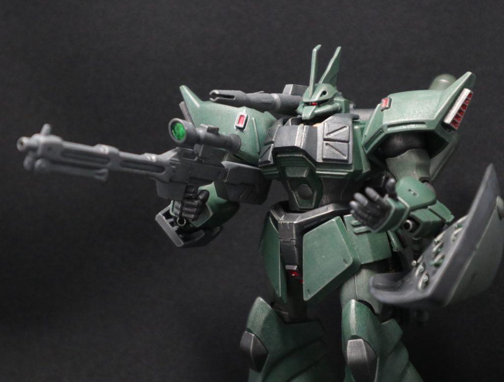 キャノンとライフルを構えて