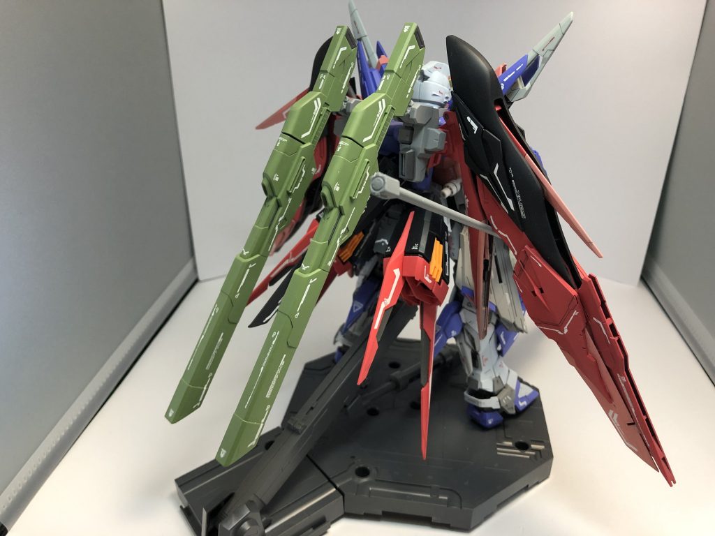 武装
ビームサーベル×2
ビームブーメラン×4
大型グレイブ×1
大型ビーム砲×2
レール砲×2
という感じになりました。