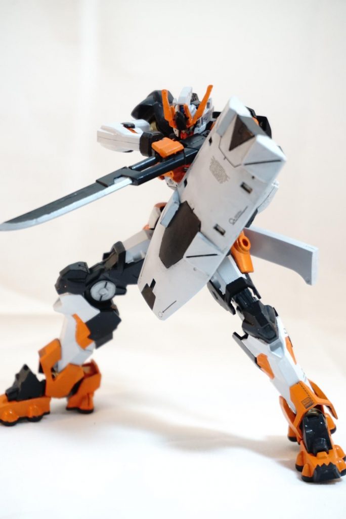 最接近された場合の小剣、取り回しに優れる