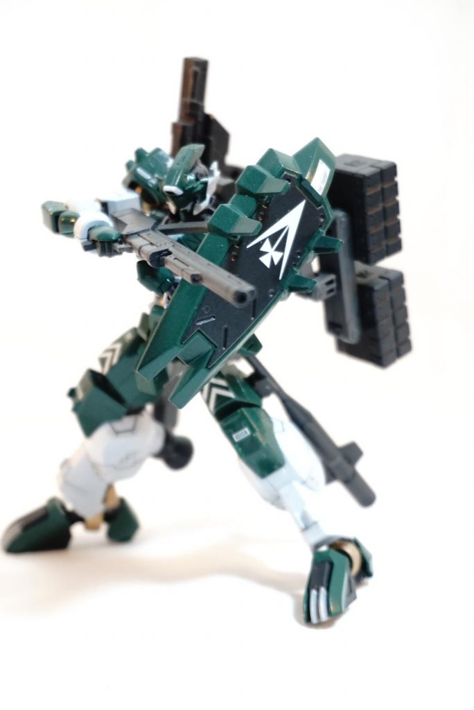 ライフル、シールド、ミサイルランチャー
状況に応じた対処が可能