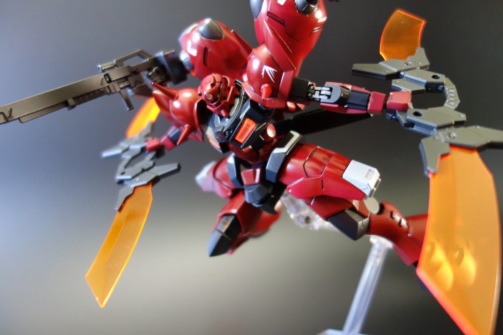 4本も腕があるとなかなか遊びがいがあります