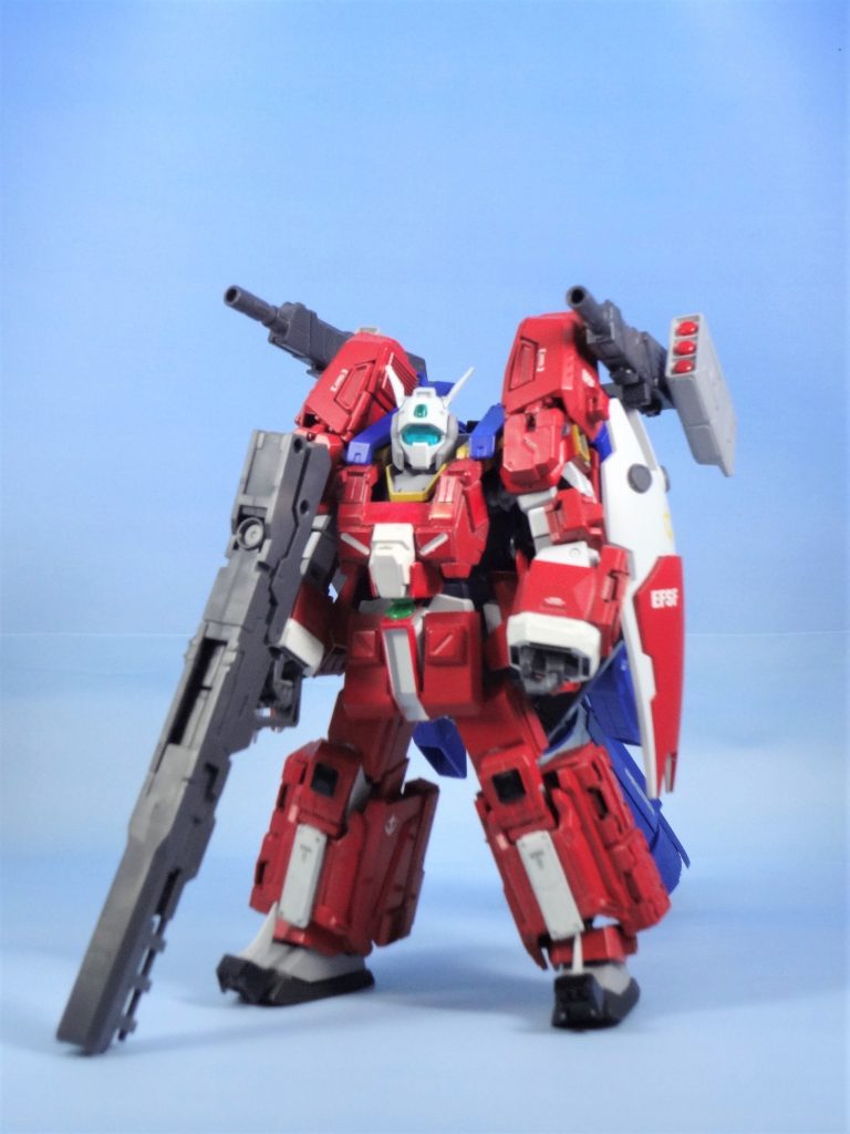 正面
フルアーマーパーツは、ロト、ビルダーズパーツ、コトブキヤパーツ、ジャンクパーツで製作。