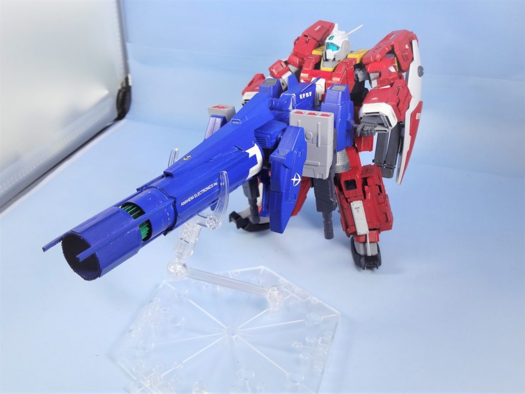 ハイパーメガ粒子砲発射形態。
某巨神の巨砲に似ていますが、携帯メガ粒子砲です。ハイパーなんです。