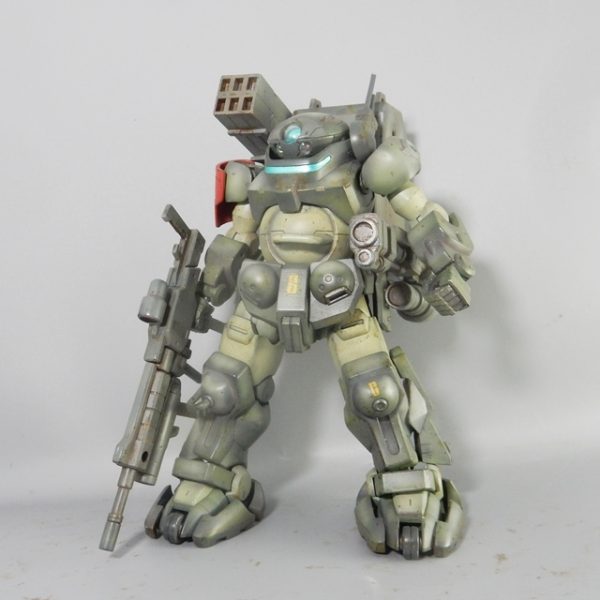 グリモア　レッドショルダーカスタム