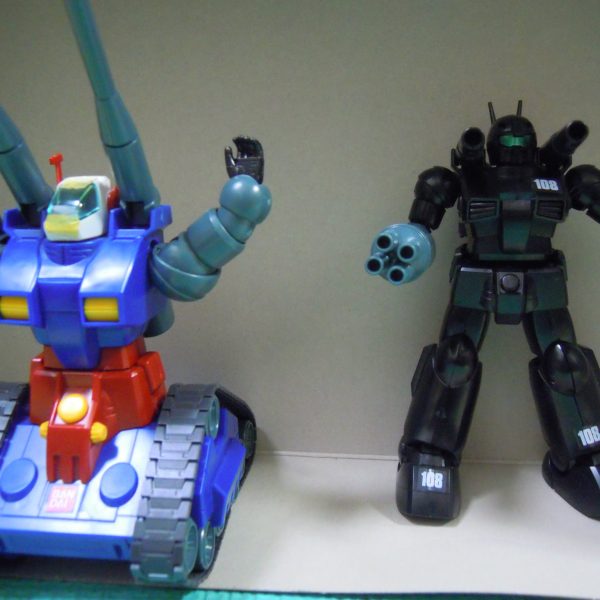 ガンキャノン＆ガンタンク