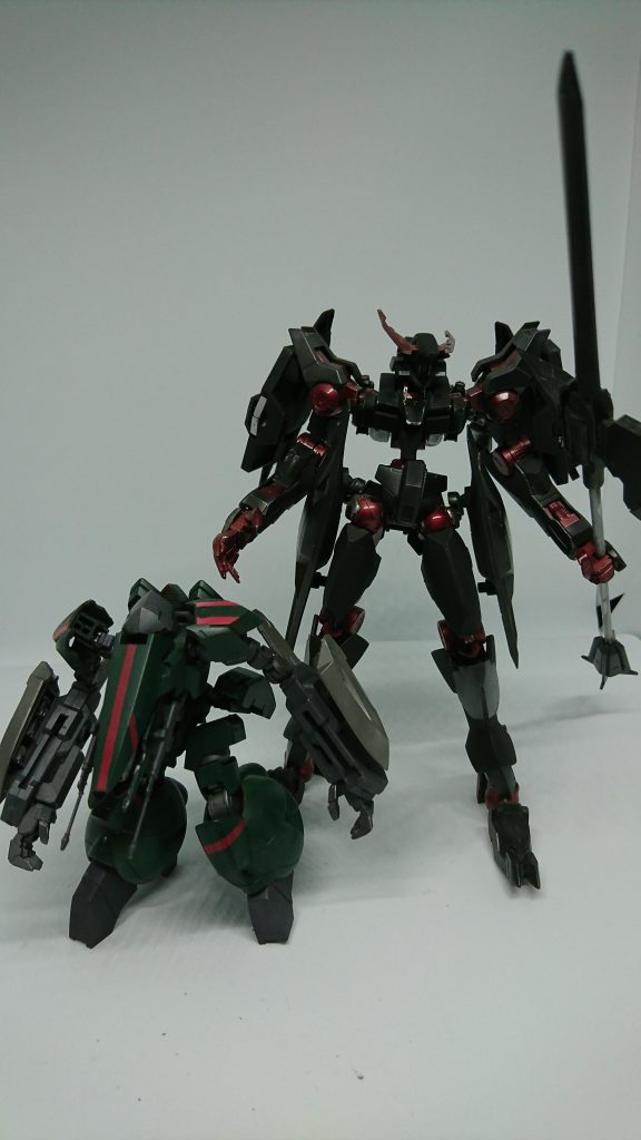 身長比べドヴェルグと並べてみてかなりでかいです