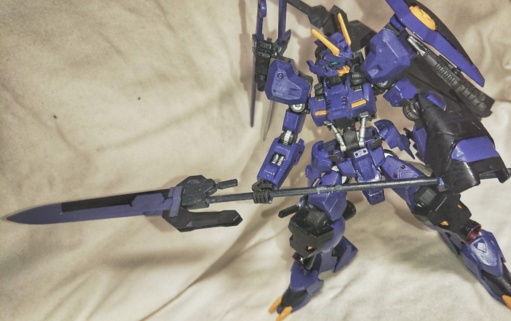 スラッシュランス
こちらも以前と同じ、大型アックスとランスに切り替えができる武器です。