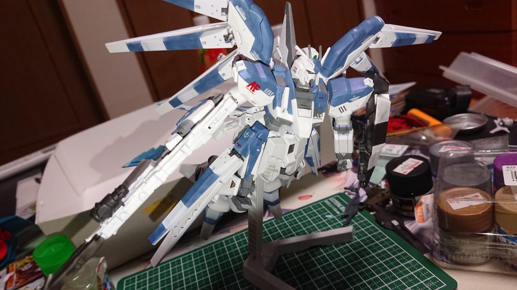 と、「鳥に近づける」というコンセプトで作り始めたので、ドイツ語で鳥を表すfogelから最後の一文字を抜きtype fogeという名前にしました。