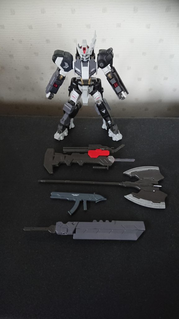 アスモデウスに付いている武装です。