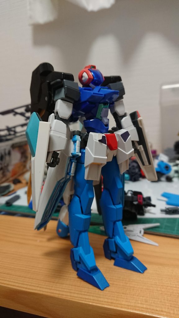 塗装前の姿その二。クランシェの盾でいいかなーって思いましたが前作の盾を使う方針にしました。