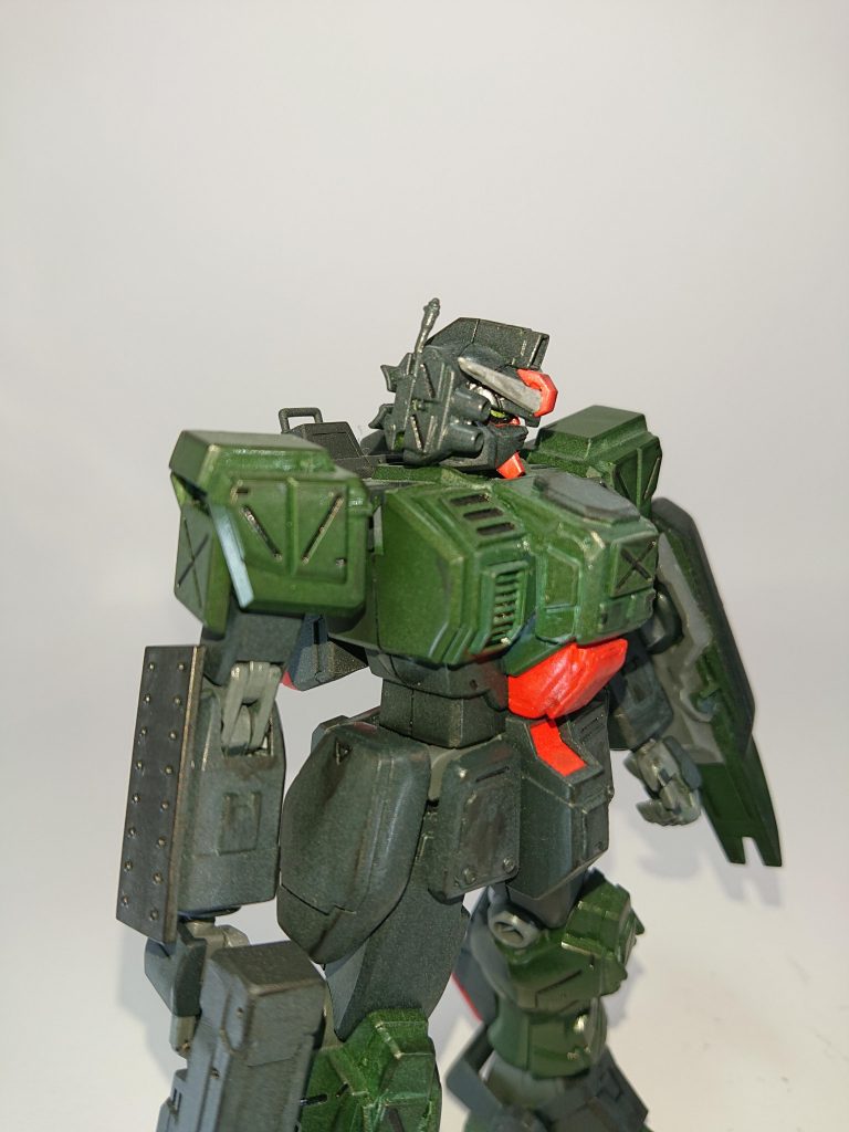 プラ板やらでボリュームアップしてます。