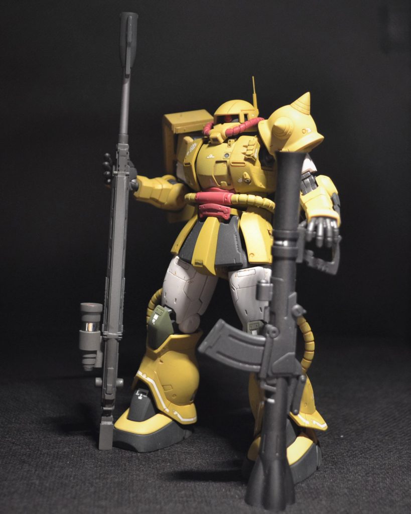 ロッドタイプのアンテナ。もう一本付けてダブルタイプになろうかと悩んだが。